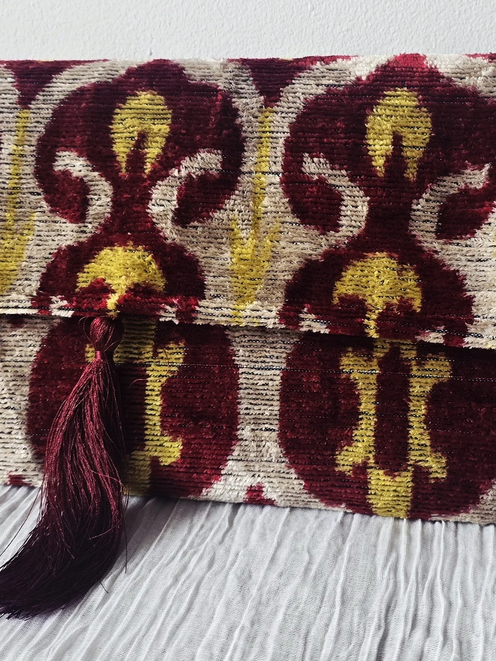 Uzbek SILK VELVET ALO BAHMAL Red Patterned Tassel Fold-Over Clutch